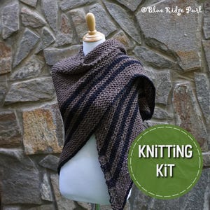 Outlander shawl knitting kit, Fraser&#39;s Ridge shawl knitting kit, printed pattern, yarn, knitting needles