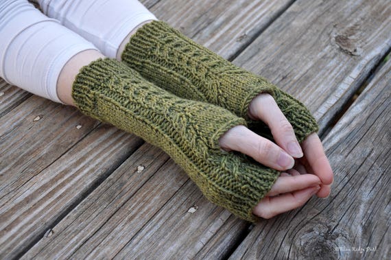 Women's purrl deals stitch mitts