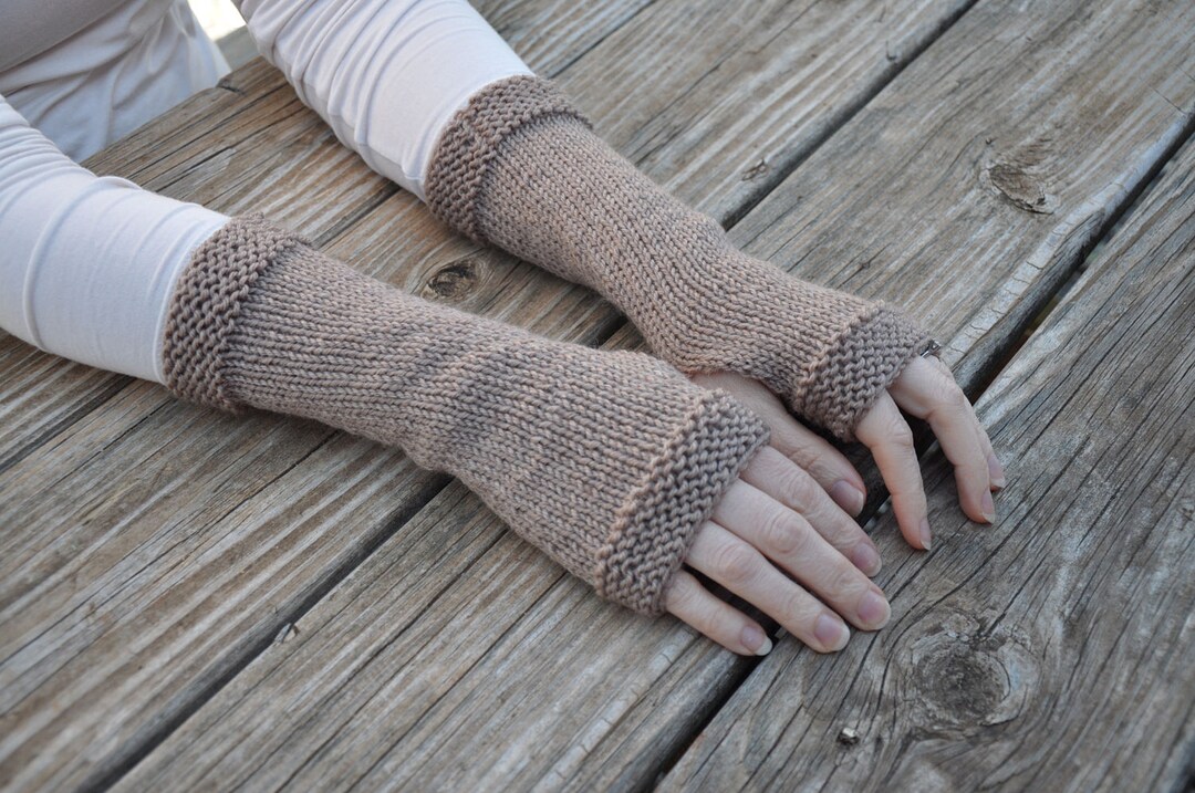 Knit Wool Gloves / Outlander Inspired Gloves, Castle Leoch Fingerless