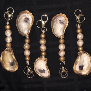 Oyster blessing bead keychain