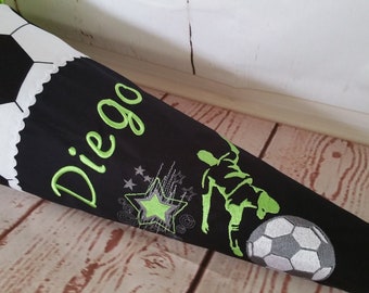 100 - School cone sugar cone footballer black green