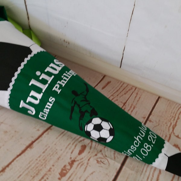 237 - Schultüte Zuckertüte Einschulung Fussballer Stern Fussball Stoff - lottanelli