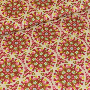 Cotton Salzburg flowers cream olive (11,50 EUR / meter)