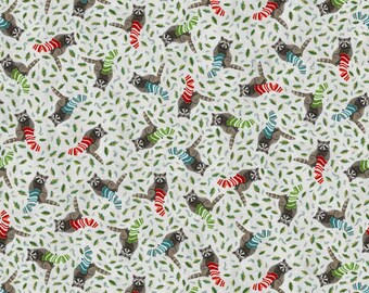 Holly Woods Christmas Quilt Fabric Knitting Raccoons 9242-11 Pearl