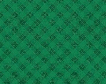 Snowy Gnomies Christmas Quilt Fabric 3074 49377 777 Plaid Green
