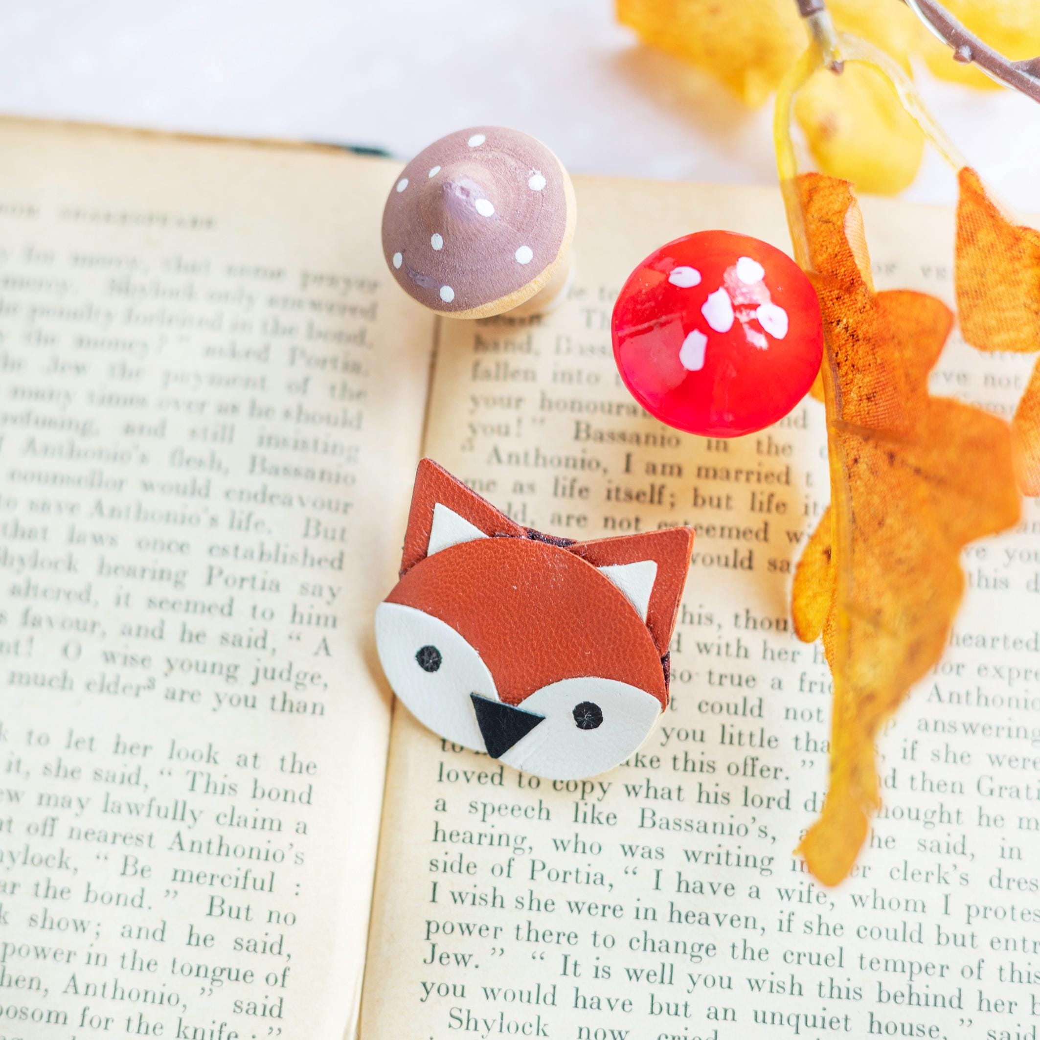 Pin's Renard Roux Marron Et Blanc En Cuir Recyclé, Cadeau Anniversaire,  Automne, Halloween, Animaux De La Forêt, Cadeau De Noël - Etsy, image size:2126x2126