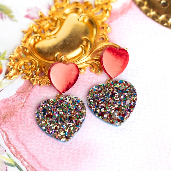 Boucles d'oreilles Coeurs rouge en cuir et paillettes argentées, Attaches acier inoxydable, Cadeau Saint-Valentin, Fête de l'amour