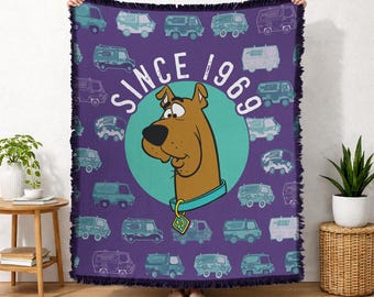 Manta tejida con estampado vintage de Scooby Doo desde 1969. Licencia oficial. 50 x 60 pulgadas.