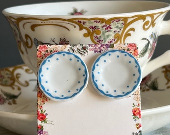 Tea set earrings, tea plates earrings, Alice in wonderland earrings, blue polka tea earrings, mad tea party