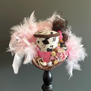 Mini Top Hat, Alice in Wonderland, Mad Hatter Hat, Mad Hatter Diorama Hat, Tea Party Hat, tea hat, cheshire hat