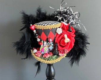 Mini top hat, queen of hearts mini hat, Alice in wonderland hat, mad hatter hat, red queen hat, diorama hat, medium