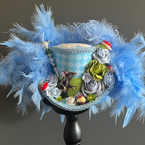Mini top hat, Dormouse Mini diorama hat, Alice in Wonderland Mini hat, Mad Tea Party hat, Tea Party mini top hat, tea hat