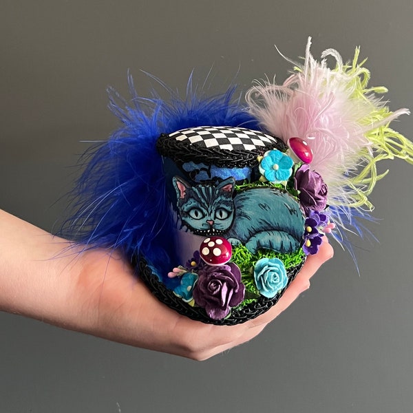 Micro mini top hat, Cheshire Cat diorama hat, Alice in wonderland, tea party hat, Mad hatter hat, blue cat