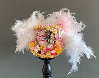 Mini top hat, mad hatter hat, Alice diorama tea hat, diorama Alice hat, tea hat, tea party hat