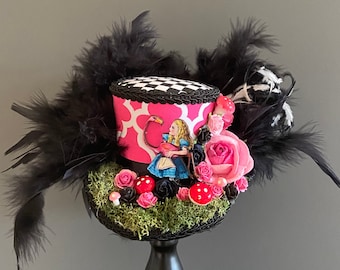 Alice in wonderland mini top hat, alice in wonderland hat, tea party hat, flamingo alice hat, tea party hat, tea hat