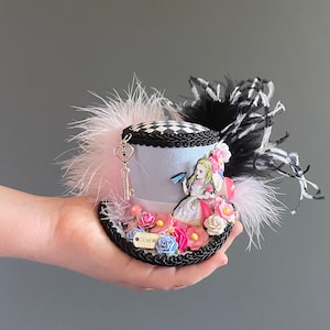 Micro mini pink Top hat Drink me Alice in Wonderland, mad hatter, tea party mini top hat, alice mini diorama hat