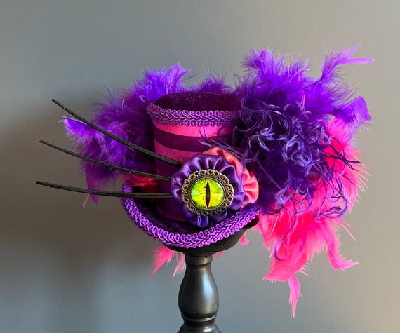 Make this DIY Mad Hatter Tea Party Hat Tutorial - De Su Mama
