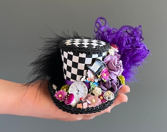 Micro mini top hat, mad hatter mini top hat, mad hatter dioama hat, tea party, Alice in wonderland, mad tea party