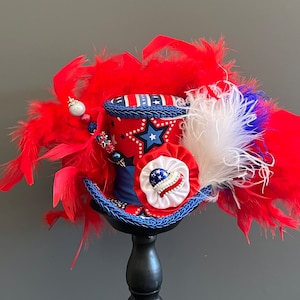 4th of July mini top hat, July parade hat, Independence Day hat, patriotic mini hat, mad hatter hat, tea hat