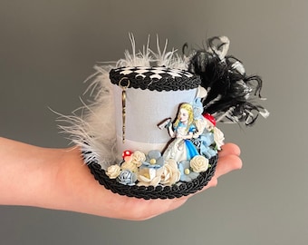 Mini sombrero de copa, mini sombrero de copa de Alicia en el país de las maravillas, Sombrerero loco, mini sombrero de copa de la fiesta del té, mini sombrero de diorama de Alicia