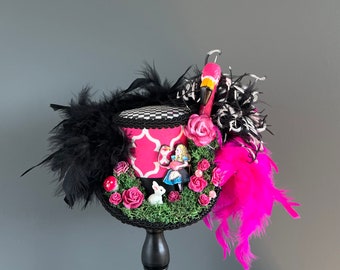 Alicia en el país de las maravillas mini sombrero de copa de flamenco, alicia en el país de las maravillas, sombrero de sombrerero loco, mini sombrero de copa de flamenco diorama, flamenco