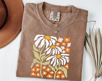 Boho Daisy Flower Tee: Comfort Colors Retro Floral T-Shirt