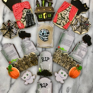 Graveyard Tombstone Haunted House Halloween Cookies image 2