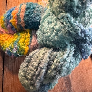 Hand Dyed Wool/Alpaca blend bulky Boucle yarn