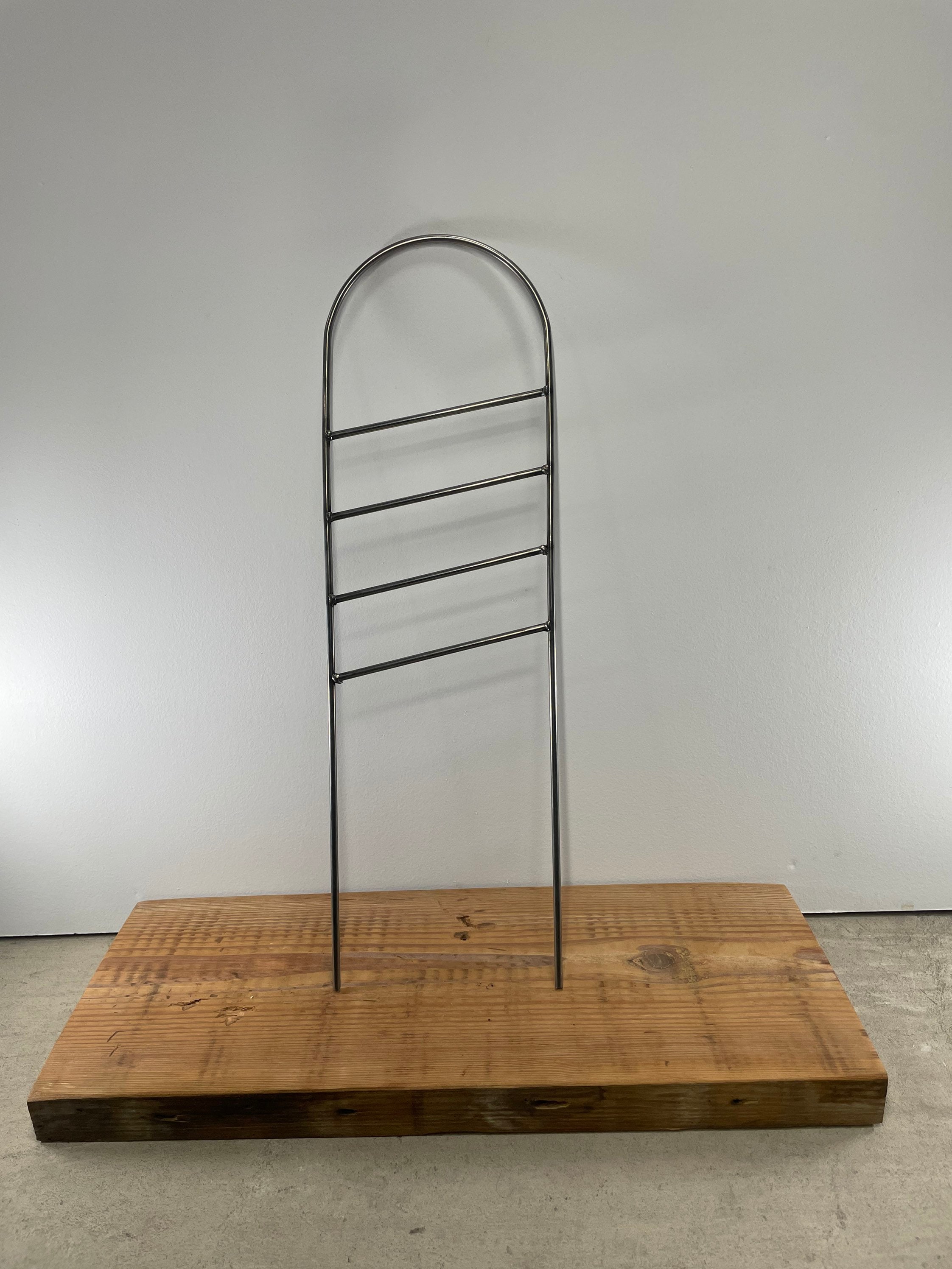 Round Top Vertical Plant Trellis - 4 Rung - 24” x 7.5” - Handcrafted Metal - Indoor Plants – Houseplants - Climbing Plants - FREE SHIPPING