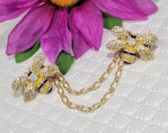 Gold Bumble bee  Sweater Cardigan Clip Sweater Closure 5332