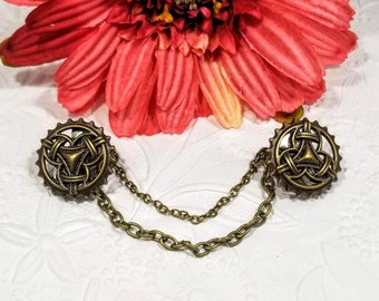 Broche celta de bronce de tres bucles para suéter: broche para el cuello del cárdigan