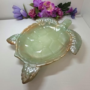 Resin Sea Turtle Tray - Green