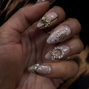 Glitz and Glam - Pink Magnetic Cat Eye and Gold Chrome Holiday False Press-On Nail Extensions 10pcs