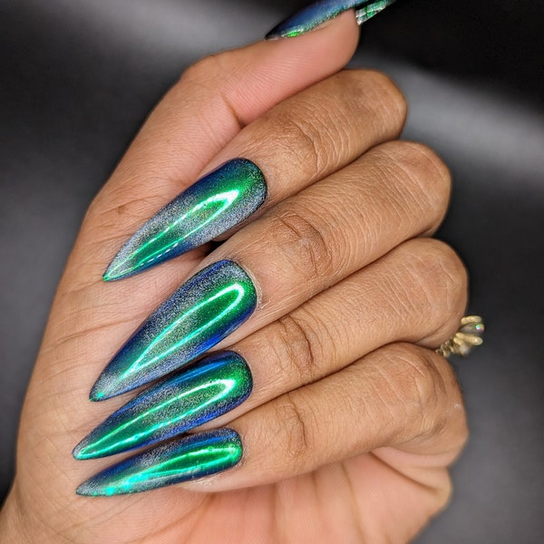 Green Goblin - Blue-Green Holographic Cat-Eye Press-On Nail Extensions 10pcs