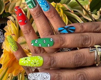 ラディカル | フルプレスオンネイルセット - Etsy 日本