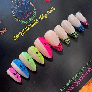 Joy Bomb - Smiley Face Rainbow Cat-Eye French Tip False Press-On Nail Extensions 10pcs