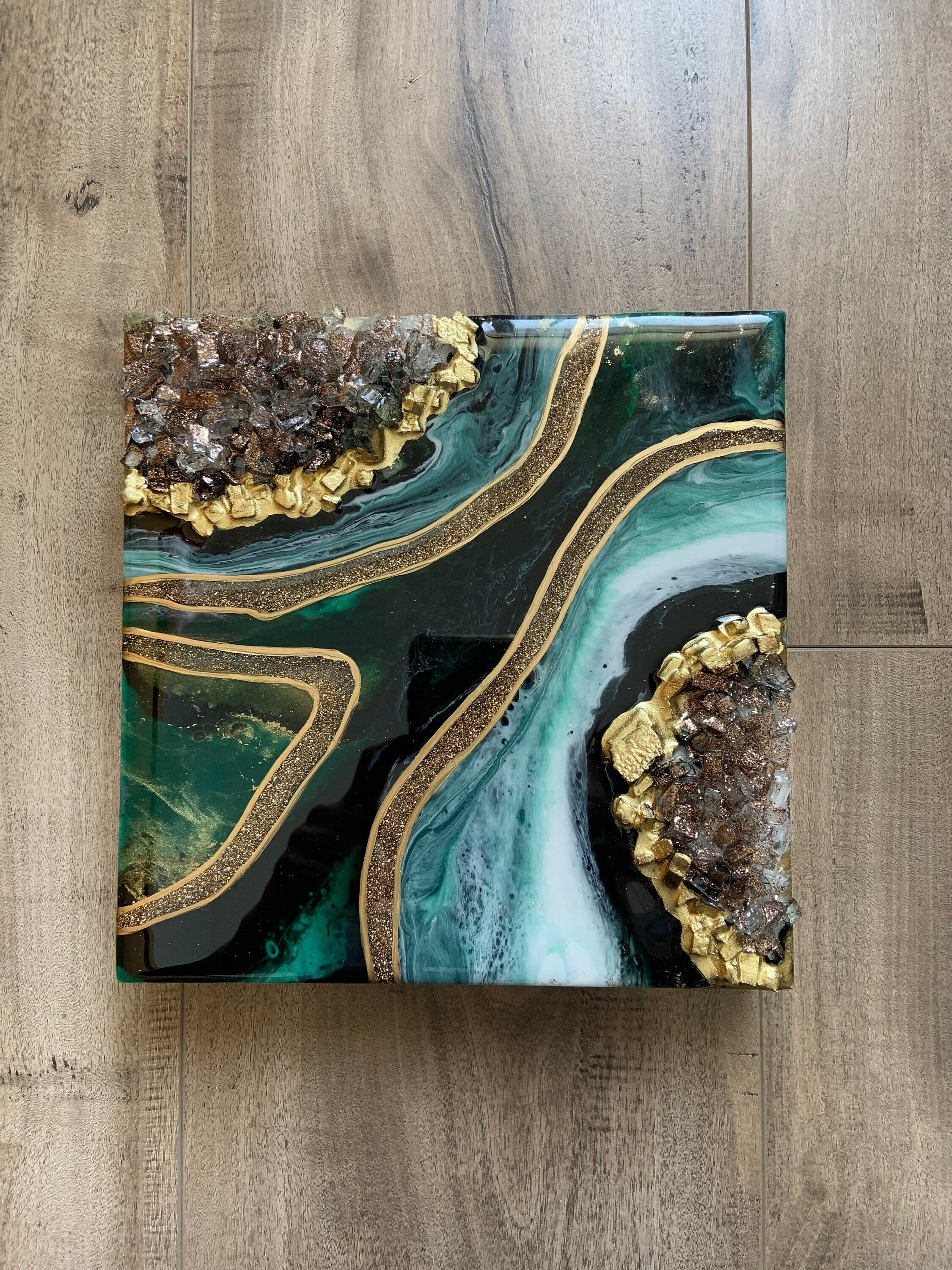 Emerald Green Gold|custom|8x8 Inch|resin Geode|resin Art|luxury