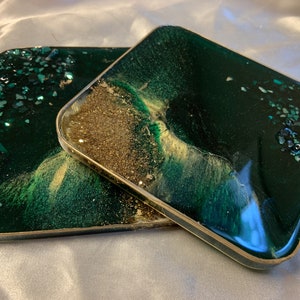 Resin coasters Set of 4 coastershandmade giftemerald green coasters emerald green gold decorChristmas table setting green table decor image 2