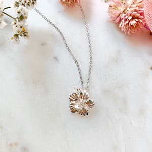 Sterling Silver Hibiscus necklace, Hibiscus necklace, Hawaiian necklace, Plumeria jewelry, Flower necklace,Bridesmaid gift