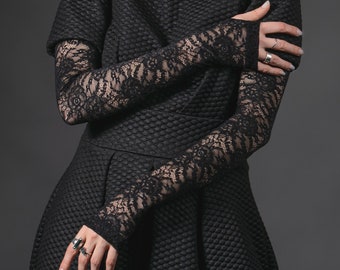 Black Lace Fingerless Gloves, Ivory Bridal Sleeves, Goth Wedding Gloves