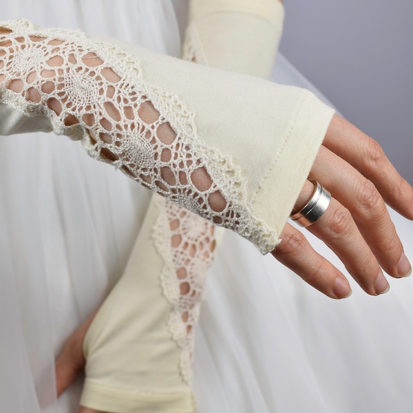 Gants sans doigts beiges mitaines de dentelle de mariage de mariée gants Renaissance personnalisés chauffe-bras de champagne