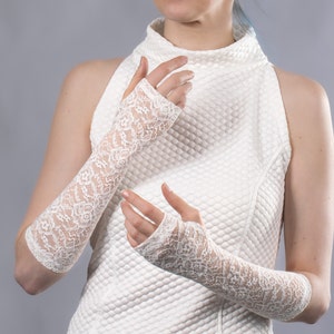 Ivory lace fingerless gloves wedding black white off white gloves, ARW30-Lf1