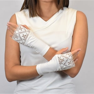 Weiße fingerlose Handschuhe Jersey Armstulpen Leinen Pulswärmer Spitze beige