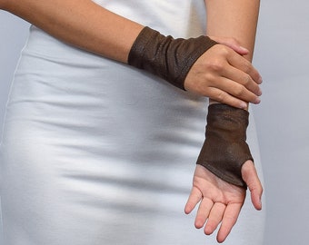 Brown faux leather wrist warmers, black medieval short gloves, gifts, WRW-12