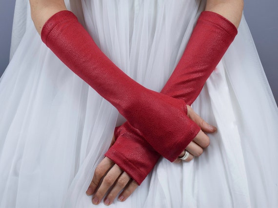 fingerless sleeve gloves