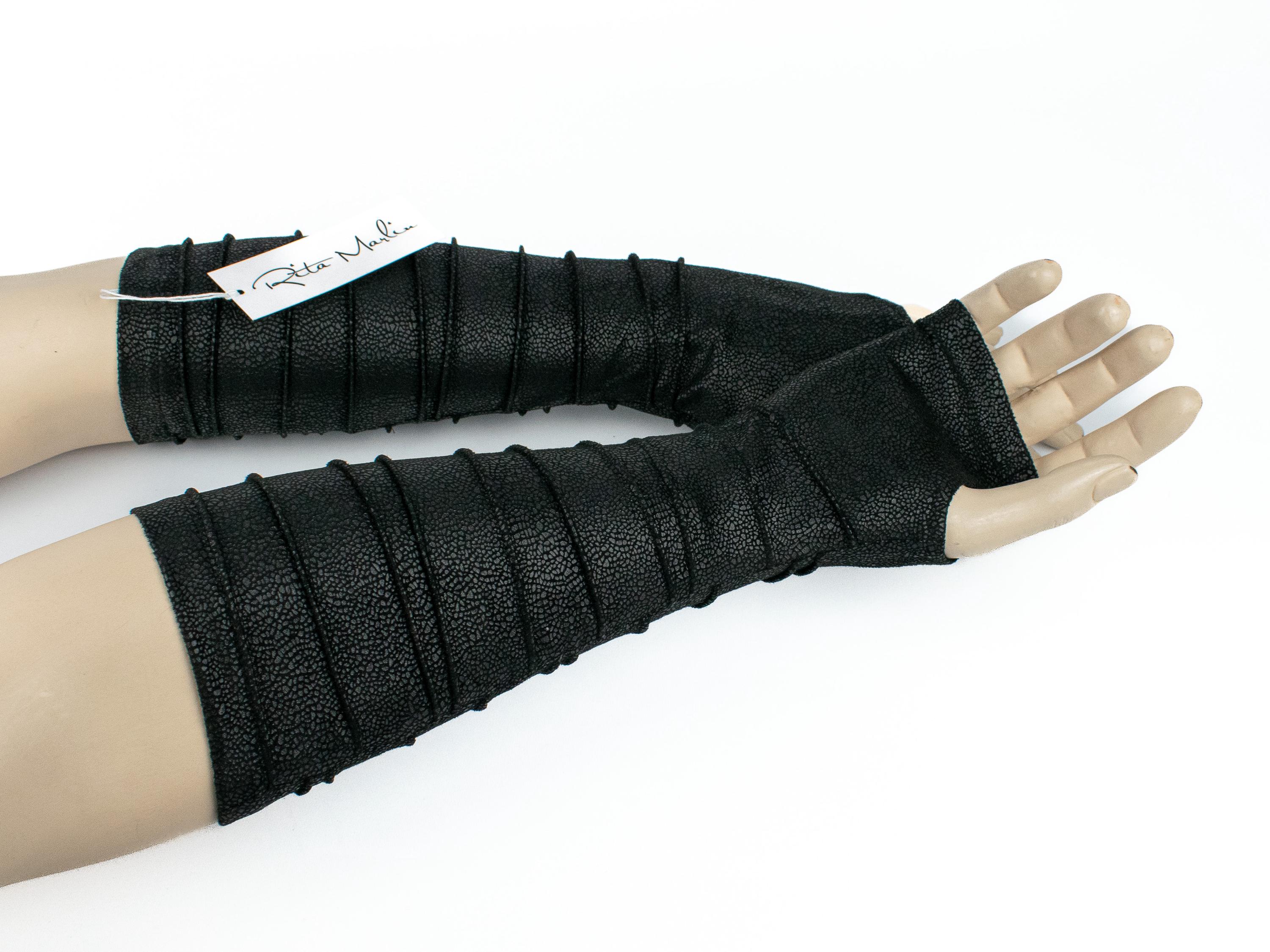 Finger loop glove - Etsy 日本