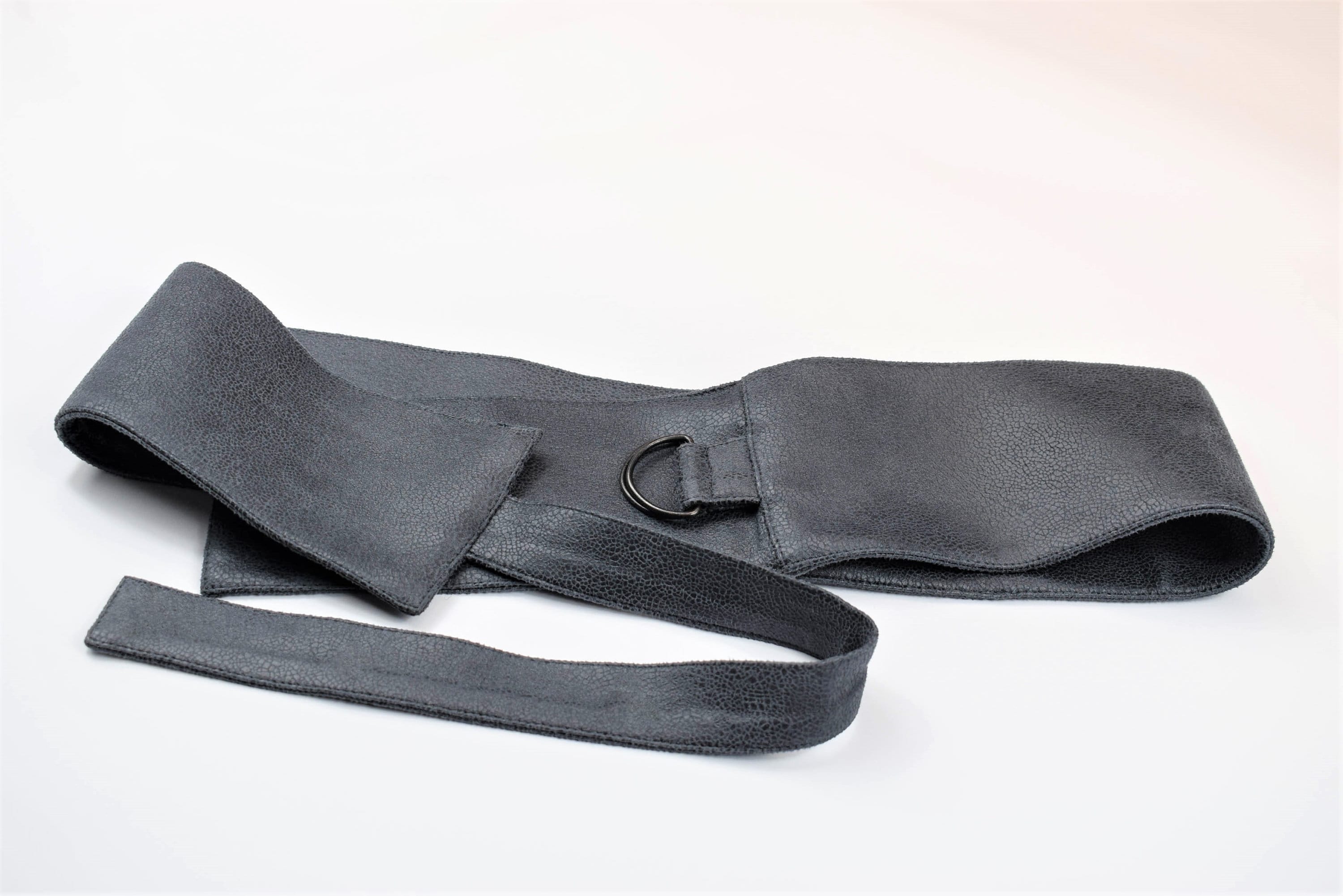 Women\'s Faux Leather Waist Belt with Elegant Buckle, 1.3\