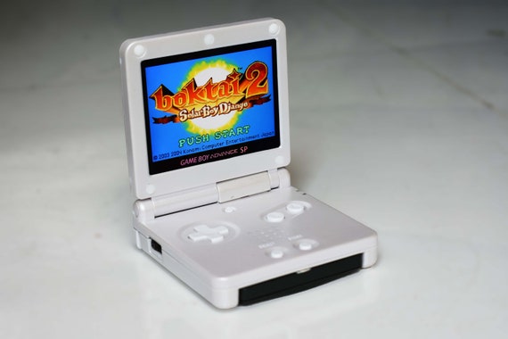 Nintendo Gameboy Advance SP Modded Console, Perfect White Edition. IPS –  Modern Mods