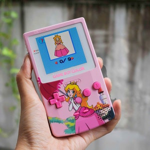 Funnyplaying Retro Pixel IPS Q5 Game Boy Color With Laminated Lens Nintendo GBC Plus Extra Mods Princess Peach