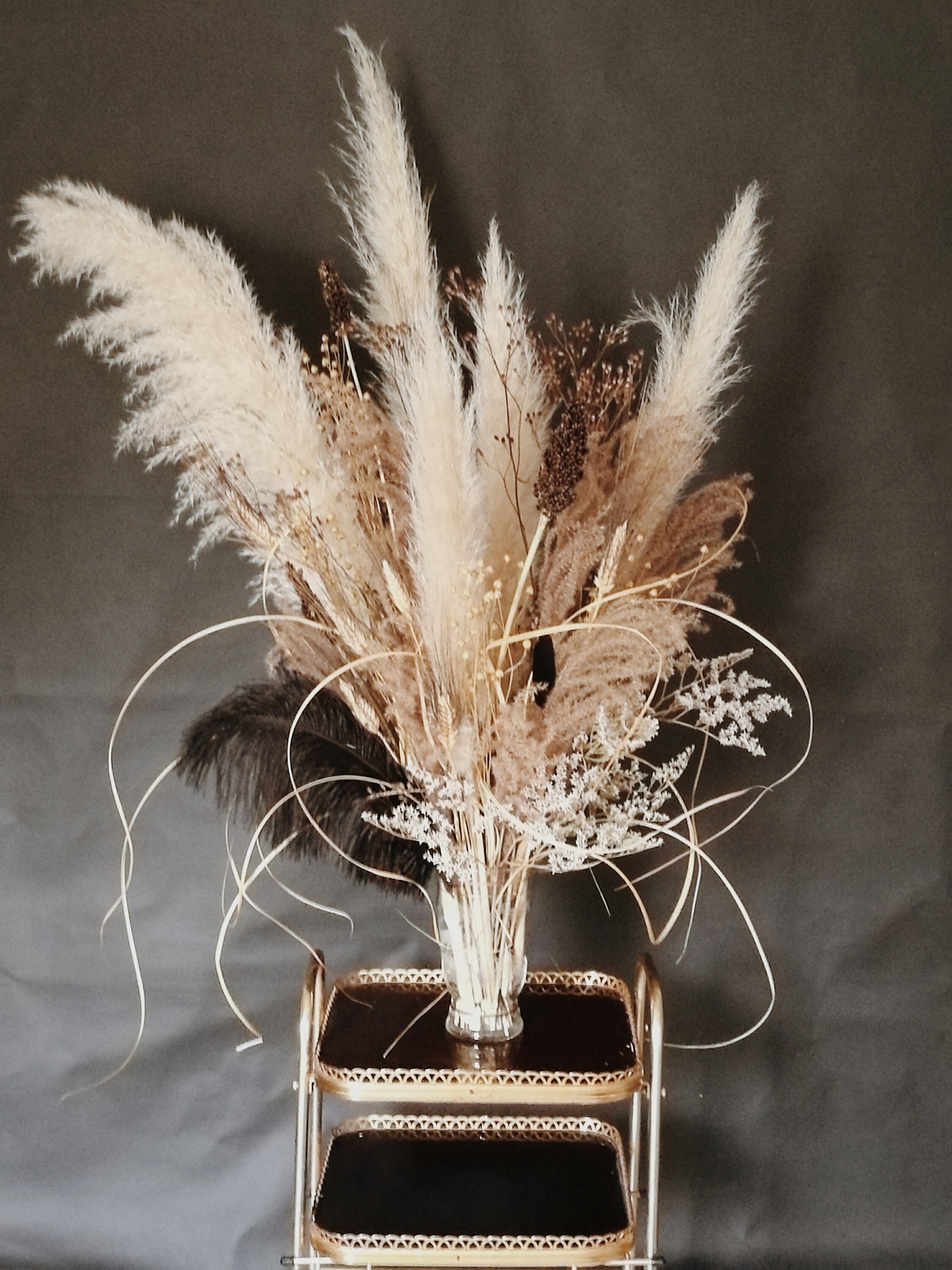 Vase et Bouquet de Fleurs, Herbe La Pampa Graminées Séchées